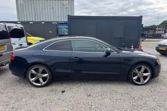 Audi A5 (2010) thumbnail 5