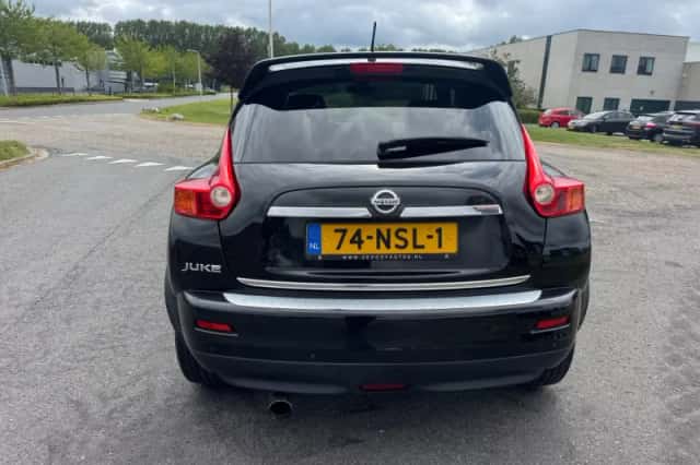 Nissan Juke (2010) thumbnail 4