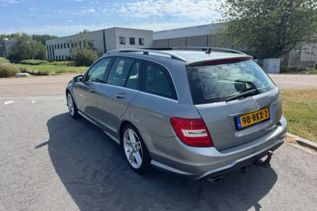 Mercedes-Benz C-Klasse (2011) thumbnail 3