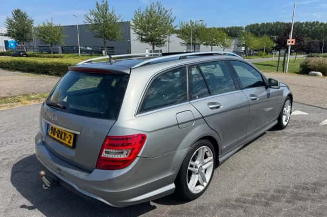Mercedes-Benz C-Klasse (2011) thumbnail 5