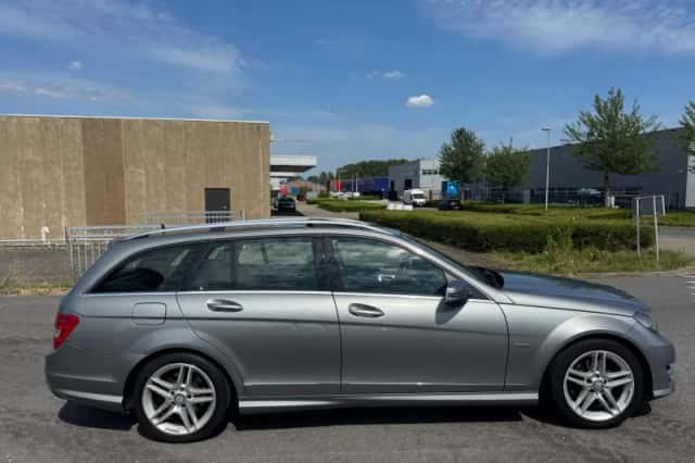 Mercedes-Benz C-Klasse (2011) thumbnail 6