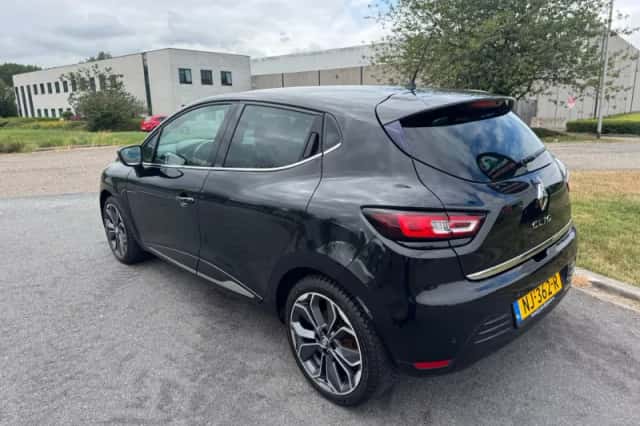 Renault Clio (2017) thumbnail 3