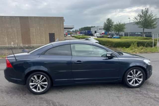 Volvo C70 (2012) thumbnail 6