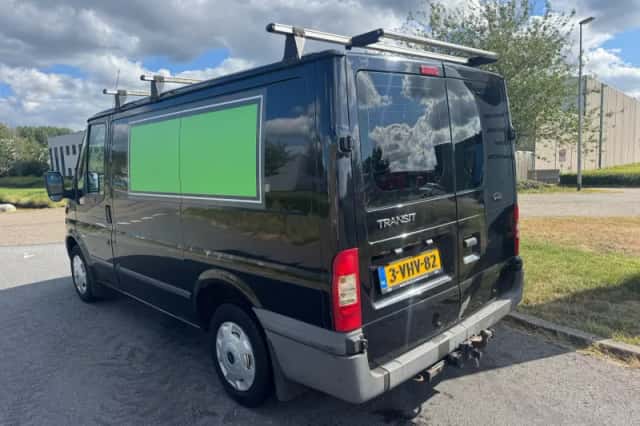 Ford Transit (2010) thumbnail 3