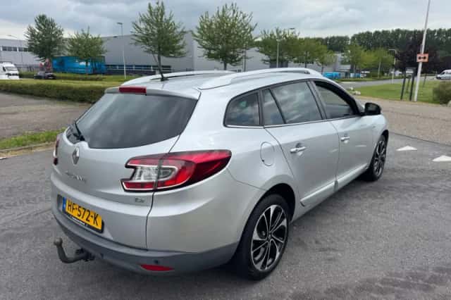 Renault Mégane (2015) thumbnail 5