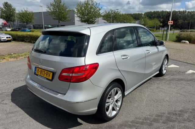 Mercedes-Benz B-Klasse (2012) thumbnail 5