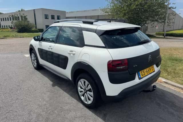Citroën C4 Cactus (2015) thumbnail 3
