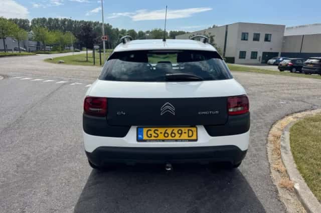 Citroën C4 Cactus (2015) thumbnail 4