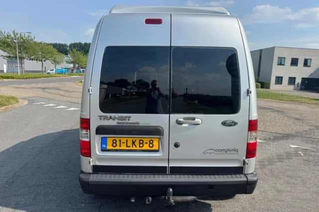 Ford Transit Connect (2004) thumbnail 4