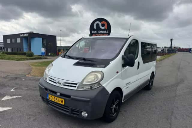 Nissan Primastar (2006) thumbnail 1