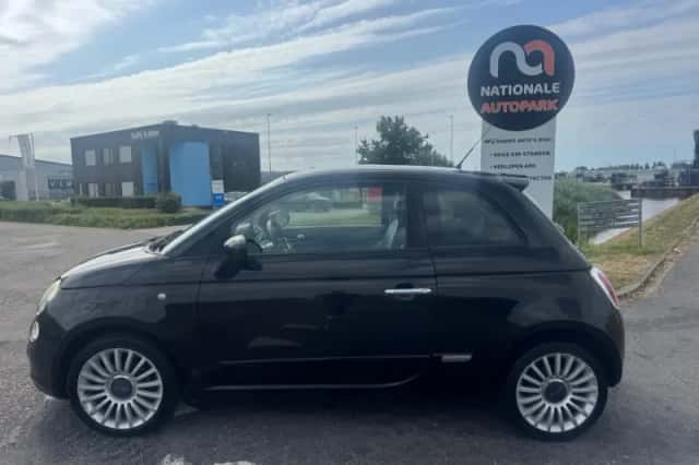 Fiat 500 (2009) thumbnail 2