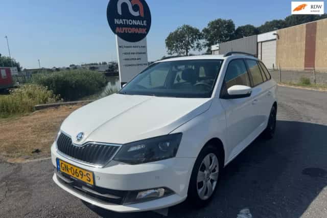 Škoda Fabia (2015) thumbnail 1