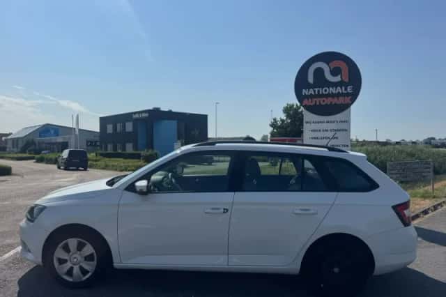 Škoda Fabia (2015) thumbnail 2
