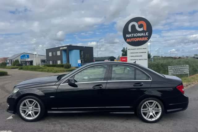 Mercedes-Benz C-Klasse (2011) thumbnail 2
