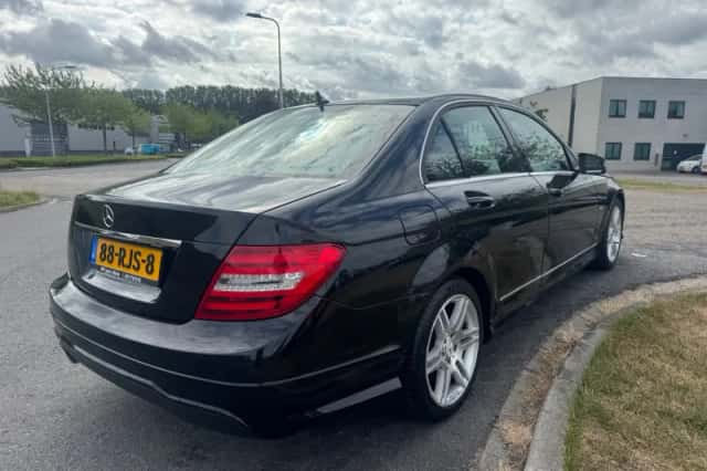 Mercedes-Benz C-Klasse (2011) thumbnail 5