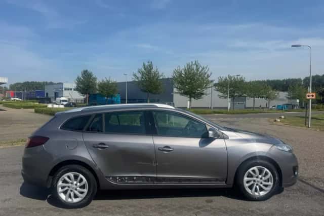 Renault Mégane (2013) thumbnail 6