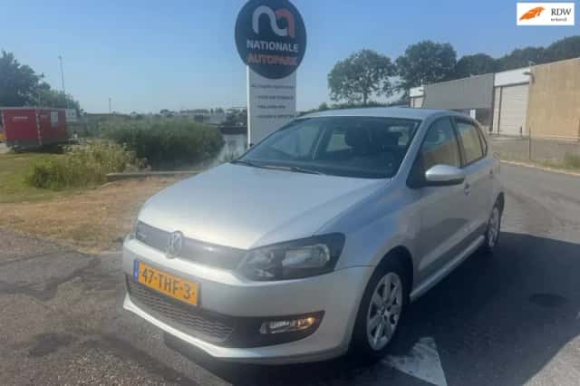 Volkswagen Polo (2012) thumbnail 1