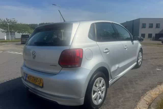 Volkswagen Polo (2012) thumbnail 5