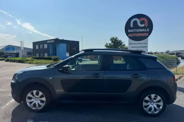 Citroën C4 Cactus (2016) thumbnail 2