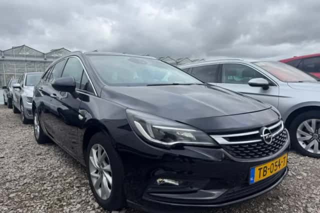 Opel Astra (2018) thumbnail 5