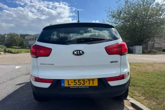 Kia Sportage (2014) thumbnail 4