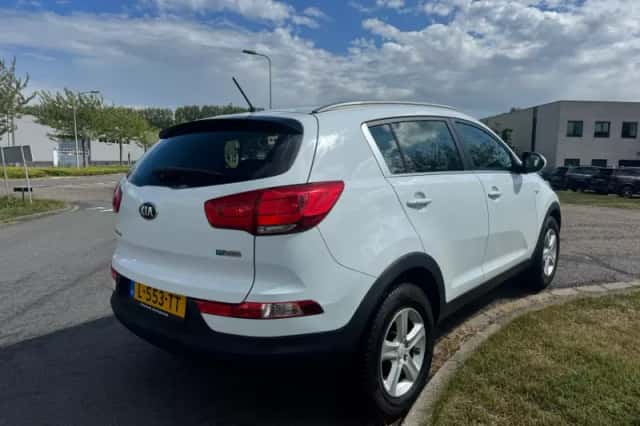 Kia Sportage (2014) thumbnail 5