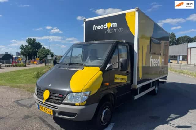 Mercedes-Benz Sprinter (2006) thumbnail 1