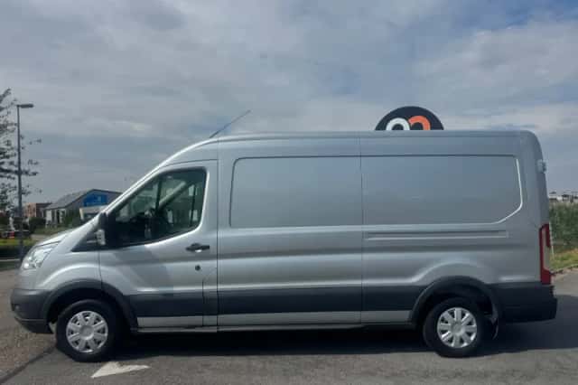 Ford Transit (2015) thumbnail 2