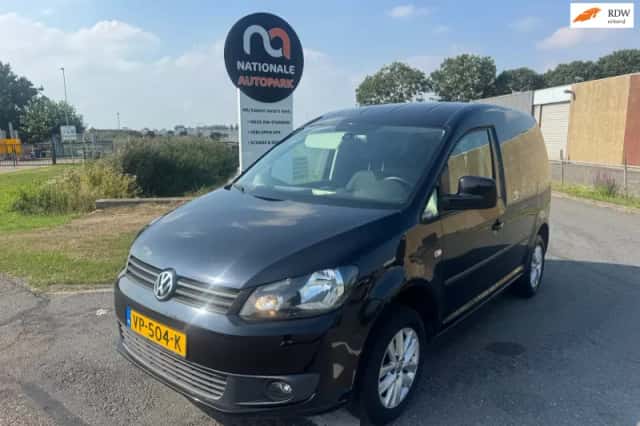 Volkswagen Caddy (2015) thumbnail 1