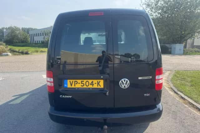 Volkswagen Caddy (2015) thumbnail 4