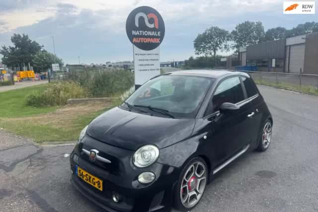 Fiat 500 (2011) thumbnail 1