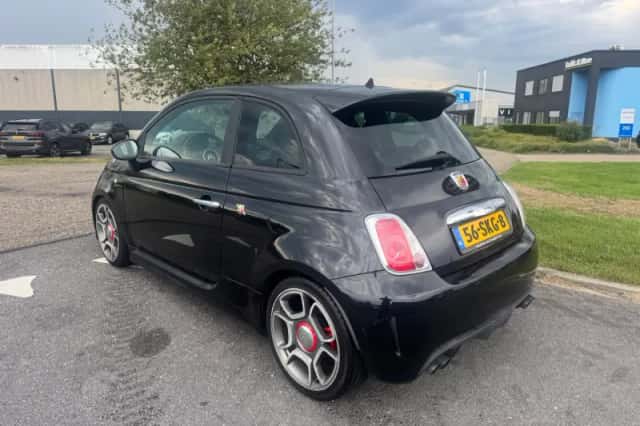 Fiat 500 (2011) thumbnail 3