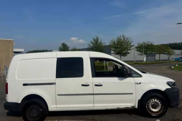 Volkswagen Caddy (2017) thumbnail 6