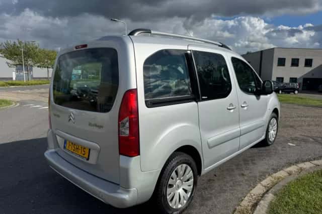 Citroën Berlingo (2010) thumbnail 4