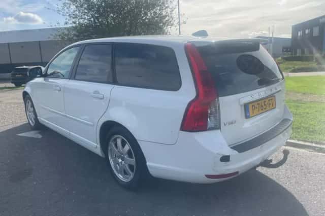 Volvo V50 (2011) thumbnail 3