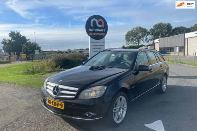 Mercedes-Benz C-Klasse (2009) thumbnail 1