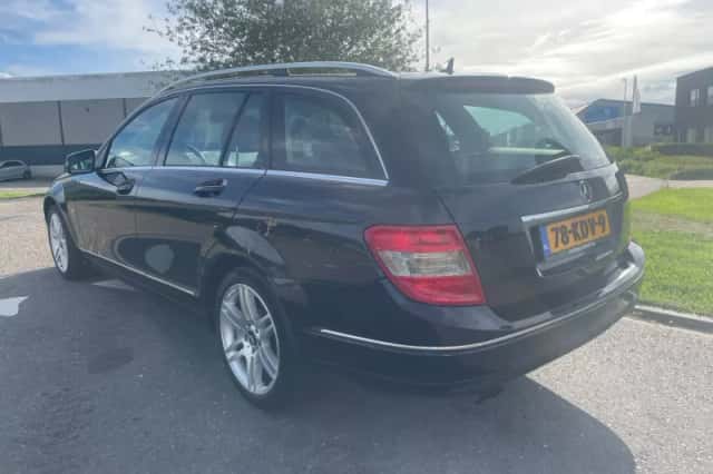 Mercedes-Benz C-Klasse (2009) thumbnail 3