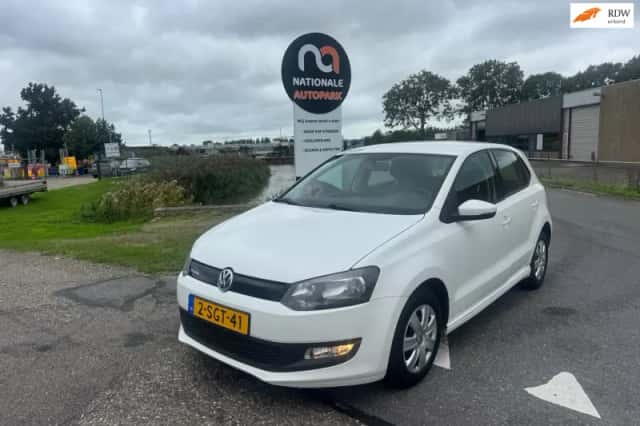 Volkswagen Polo (2013) thumbnail 1