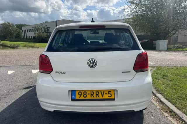 Volkswagen Polo (2011) thumbnail 4