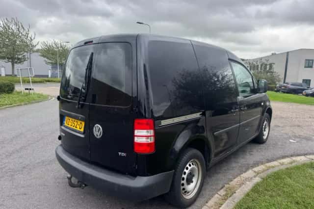 Volkswagen Caddy (2014) thumbnail 5