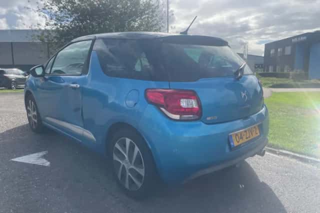 Citroën DS3 (2012) thumbnail 3
