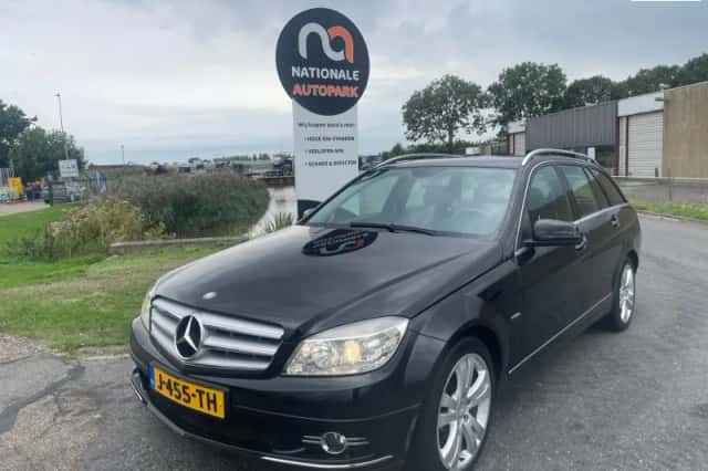 Mercedes-Benz C-Klasse (2010) thumbnail 1