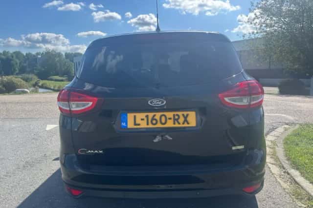 Ford C-Max (2017) thumbnail 4