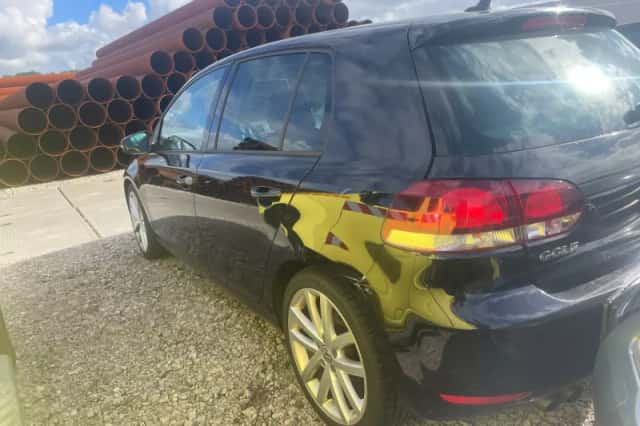 Volkswagen Golf (2009) thumbnail 3