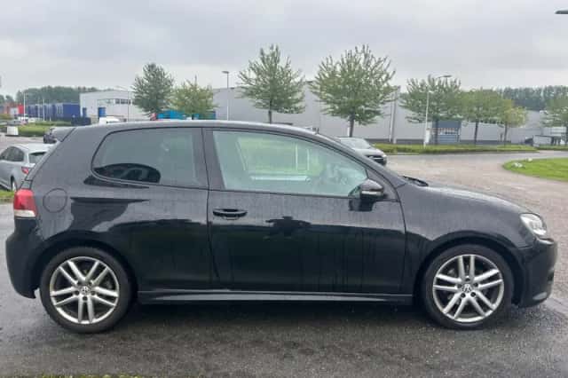 Volkswagen Golf (2009) thumbnail 6