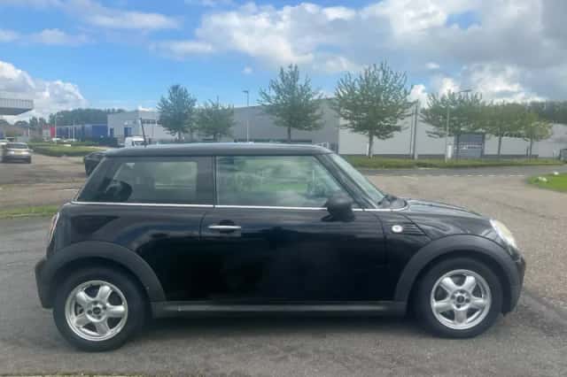 MINI One (2009) thumbnail 6