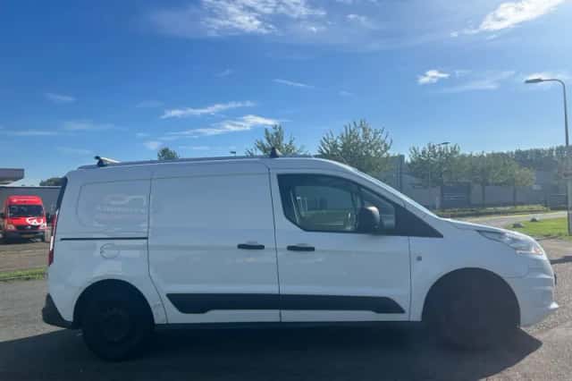Ford Transit Connect (2015) thumbnail 6