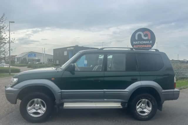 Toyota Land Cruiser 90 (2001) thumbnail 2
