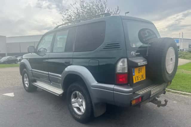 Toyota Land Cruiser 90 (2001) thumbnail 3