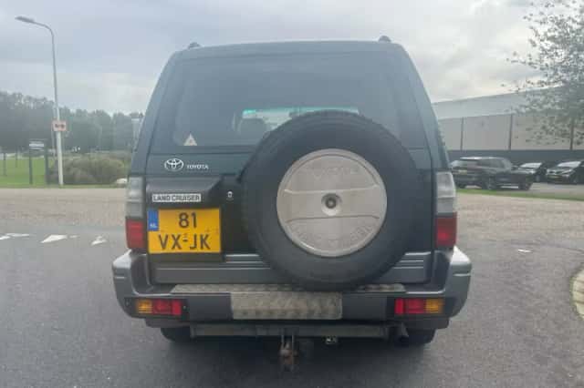 Toyota Land Cruiser 90 (2001) thumbnail 4